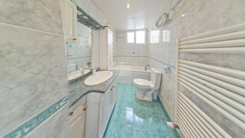 Le Blanc-Mesnil House | le blanc mesnil
