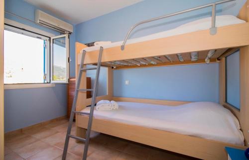 Xifias House | 'Le Bleu Infini'