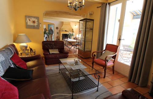 Saint-Didier Villa | Le Bosquet - situated in the pretty village of Saint Didier