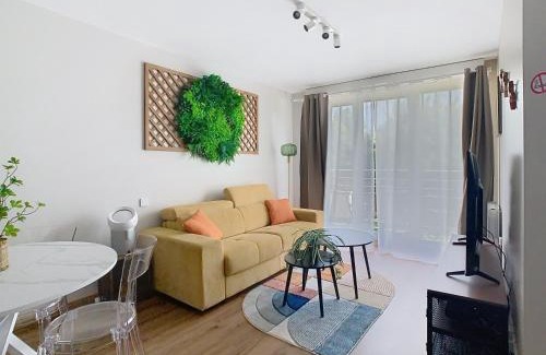 Montevrain Apartment | Le Bucolique