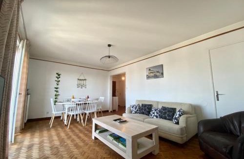 Figuerolles Apartment | Le Buffel - Appartement 4 chambres, Parking, Wi-fi, Tram - 8pers