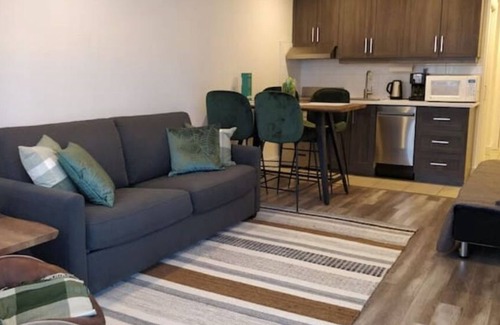 Mont-Tremblant Village Condo | LE C17: Cozy Condo in Historic Village 6 minutes from the Ski Base!