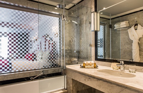 Racine Hotel | Le Casablanca Hotel