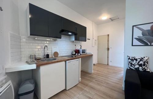 Saint - Agne Apartment | Le Castelet - Paisible T2 proche métro
