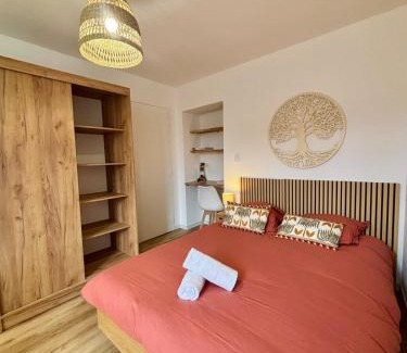 Bourgoin-Jallieu Apartment | Le Cerisier, Proche gare, Centre ville, Netflix