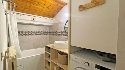 Puy-Saint-Vincent Apartment | Le Chalet - CHALEUREUX APPARTEMENT AU PIED DES PISTES - 4/6 PERS MAE-9104