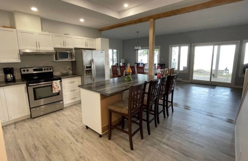 St-Francois-de-l'Ile-d'Orleans Ski Chalet | Le Chalet des Berges