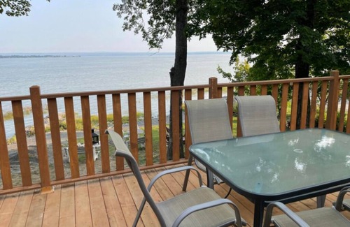 St-Francois-de-l'Ile-d'Orleans Ski Chalet | Le Chalet des Berges