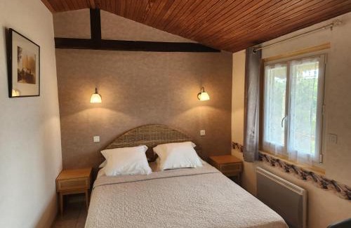 Sarlat-la-Caneda Bed & Breakfast | Le chalet des Contries