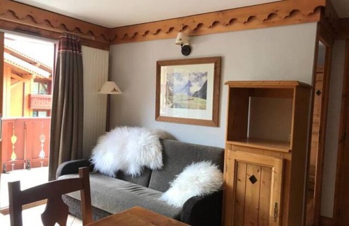 Reberty Apartment | Le Chamois des Alpages - 2 bed apartment great location on the slopes