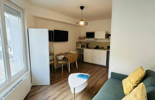 Barbatre Apartment | Le Charmant Cr Neau Basilique