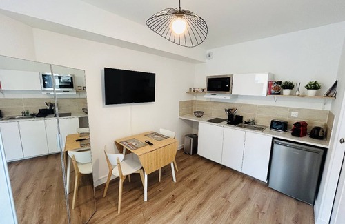 Barbatre Apartment | Le Charmant Cr Neau Basilique