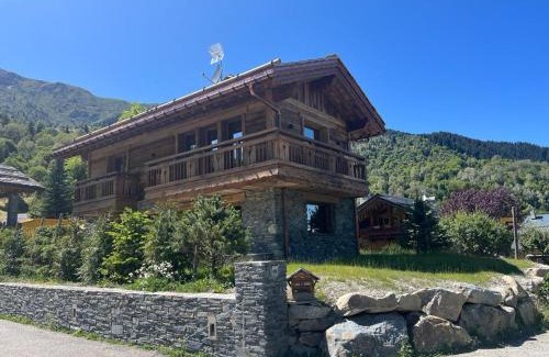 Le Raffort Ski Chalet | Le Cheval Blanc et Le Loup Blanc, jacuzzi, hammam, skis aux pieds