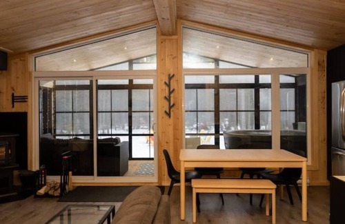 Mauricie Ski Chalet | Le Chic Rustique Des Monts