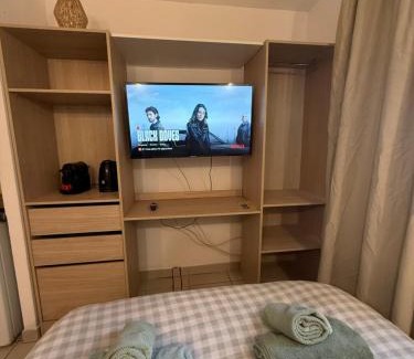 Aix-en-Provence Apartment | Le Clos d'Aix studio 106 parking