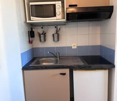 Aix-en-Provence Apartment | Le clos d'Aix studio 302 parking et piscine gratuite