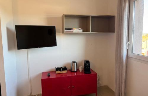 Aix-en-Provence Apartment | Le clos d'Aix studio 302 parking et piscine gratuite