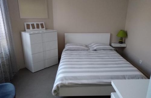 Brive-la-Gaillarde Apartment | Le Clos Domenat 3