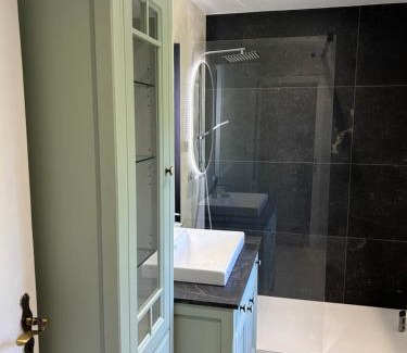 Sarralbe Apartment | Le Cocon de Mimi Grande terrasse couverte et confort