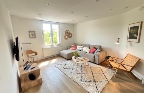 Liege Apartment | Le Cocon des Tilleuls - Duplex 2 Ch - Parking inclus au pied du logement !