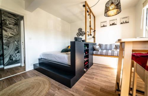Brive-la-Gaillarde Apartment | Le Cocon Urbain - 1 Chambre