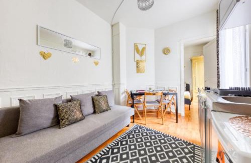 Clichy Apartment | Le Cocoon Doré
