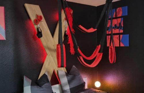 Hautepierre Apartment | Le Coin des Désirs BDSM
