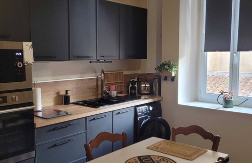 Quartier Administrations Apartment | Le Colbert - seductive Haussmann T2