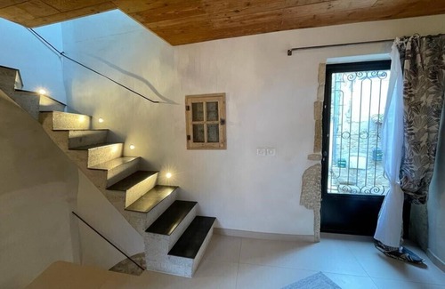 Grillon House | Le Comptoir de Camille just for you