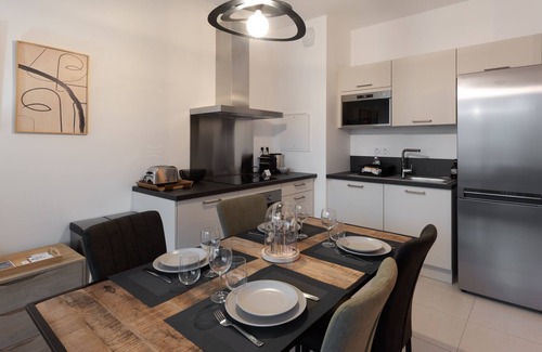 Perrache Apartment | Le Conflu Home - En plein cœur de la Confluence