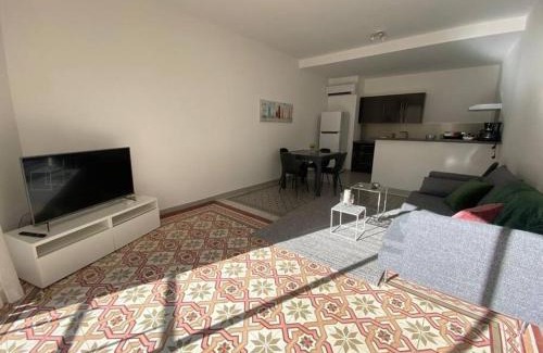 Quartier Administrations Apartment | le contemporain-2 chambres-vue Eglise saint paul