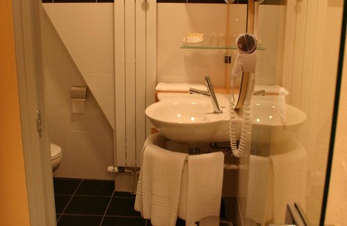 Chateauroux Hotel | Le Continental