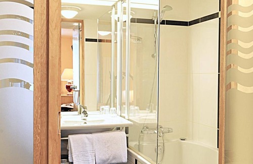 Chateauroux Hotel | Le Continental