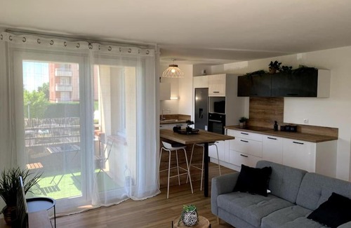 Purpan Apartment | Le Cosy Flambere