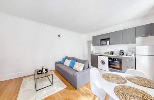 Pantin Apartment | le cosy pantin