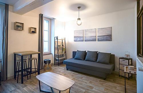 Troyes Apartment | Le Cosy Pasteur 5 min Hypercentre Parking public gratuit à proximité