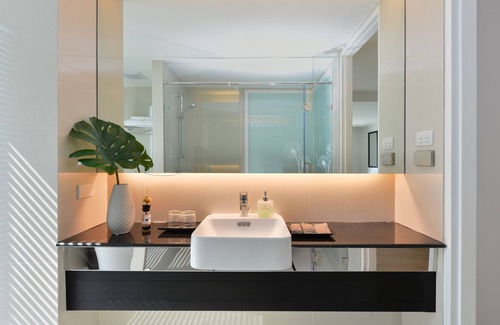 Thung Maha Mek Hotel | Le D'Tel Bangkok