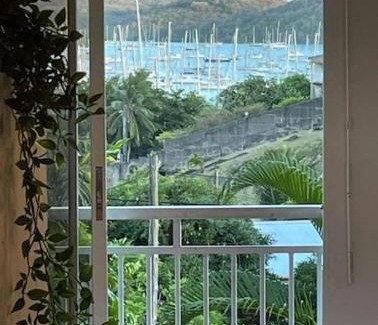 Le Marin Apartment | * LE DAUPHIN * Vue mer, clim et parking