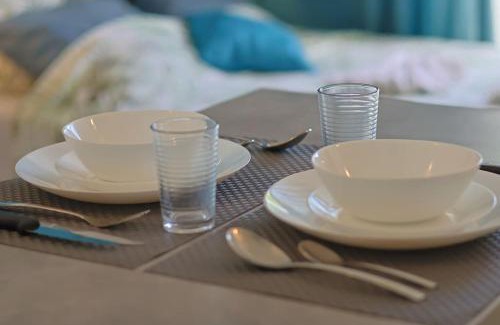Le Marin Apartment | * LE DAUPHIN * Vue mer, clim et parking