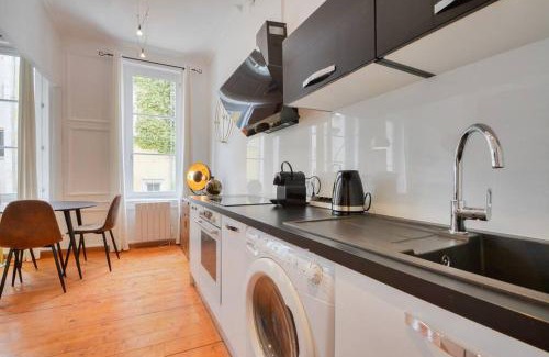 Nancy City Centre Apartment | Le Discret de la Craffe - A 5 min de la Place Stanislas