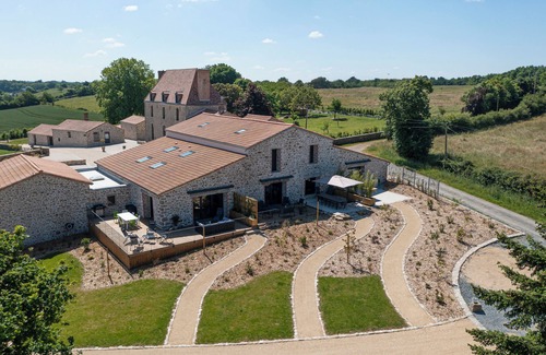 Saint-Christophe-du-Bois House | Le Domaine de la Haye - Group gîte for 16 people - 15 minutes from Puy du Fou