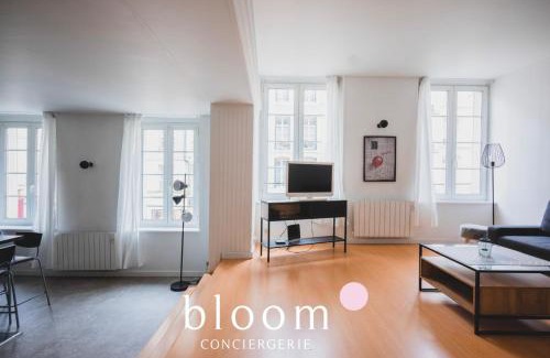 Saint Nicolas - Charles III - Ville vieille - Trois Maisons - Leopold Apartment | Le Dom Place Stanislas appartement tout équipé pour 4 personnes