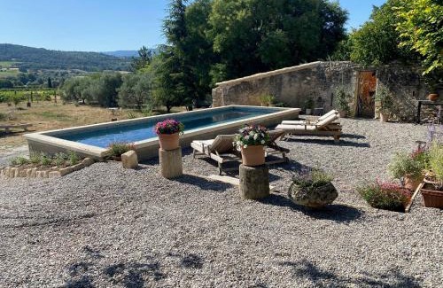 Saint-Saturnin-les-Apt Bed & Breakfast | Le Domaine Saint Jean