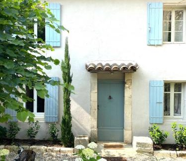 Saint-Saturnin-les-Apt Bed & Breakfast | Le Domaine Saint Jean