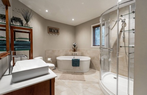 Stanstead Township Ski Chalet | 'Le Fitchbay' Chalet