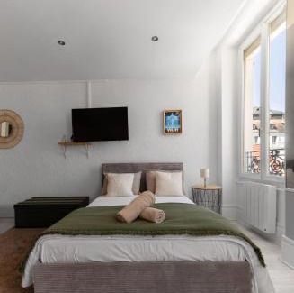 Thermal Apartment | Le Four Plaisance - Appartement cosy Parcs Opéra