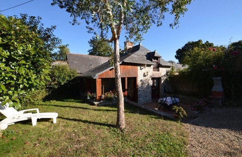 Erce-pres-Liffre House | Le Fournil de la Cheminée