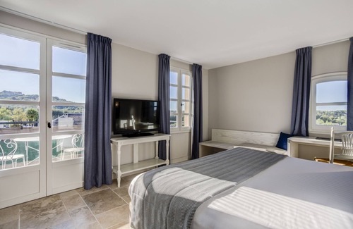 Saint-Cyr-sur-Mer Hotel | Le Frégate Provence