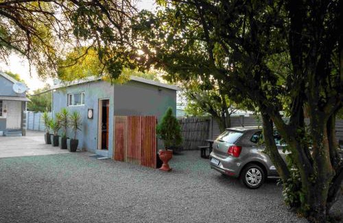 Vredefort House | Le Franz