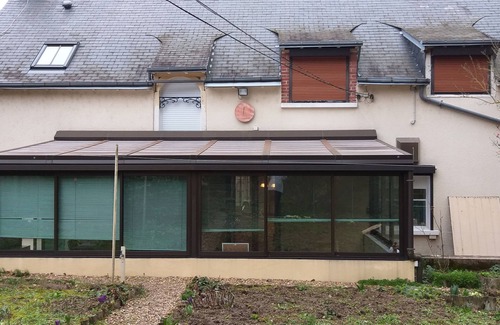Veuzain-sur-Loire House | le Gîte au Pied du Château